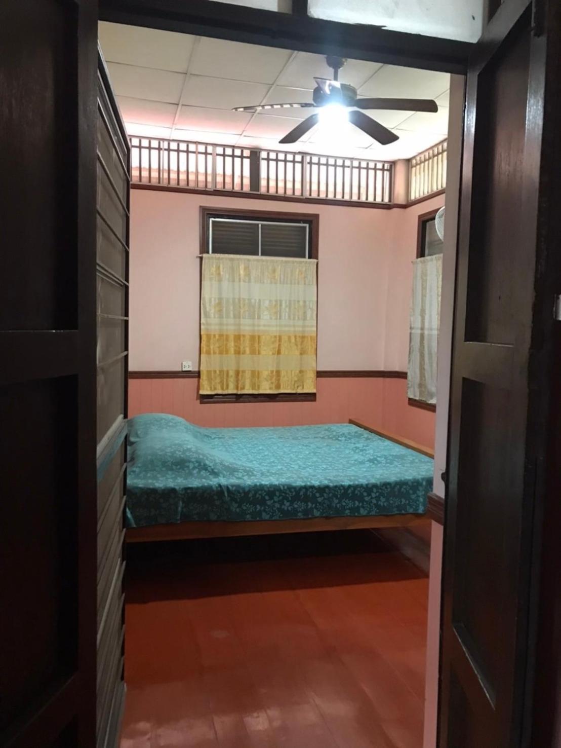 Baan Lotus Guest House พระนครศรีอยุธยา ภายนอก รูปภาพ